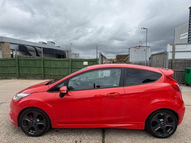 Ford Fiesta 1.6T Ecoboost St-3 Euro 6 BG17YFO Orange #6