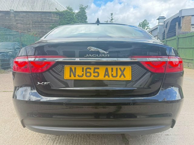 Jaguar XF 2.0D Prestige Euro 6 S S Black #4