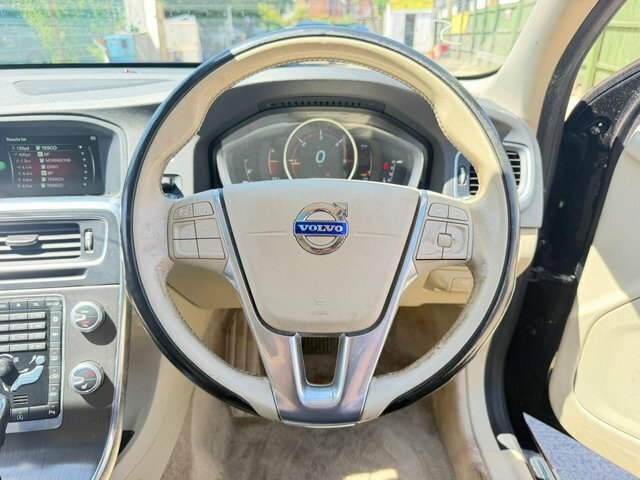 Volvo V60 Business Edition Red #19