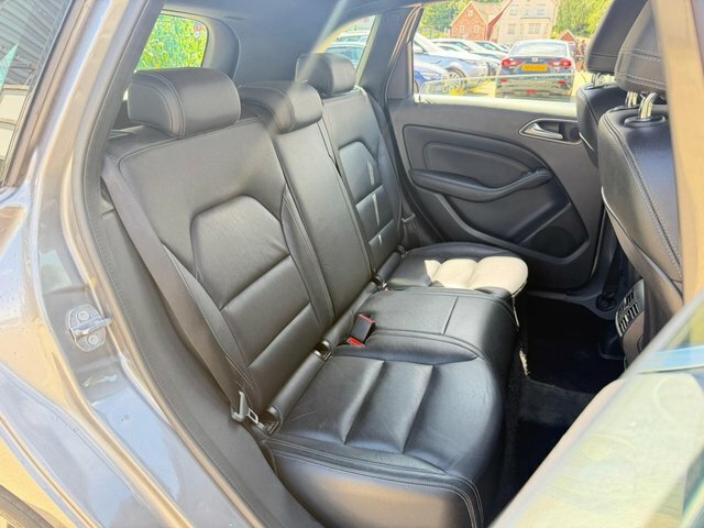Mercedes-Benz B Class B 180 Amg Line Premium D Silver #15