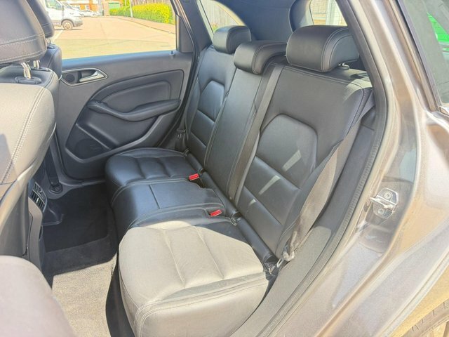 Mercedes-Benz B Class B 180 Amg Line Premium D Silver #18