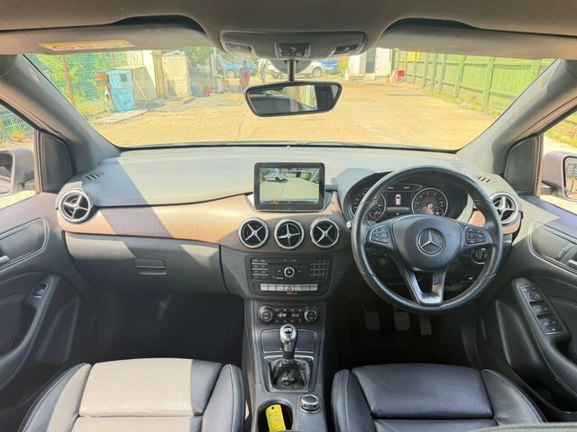 Mercedes-Benz B Class B 180 Amg Line Premium D Silver #11