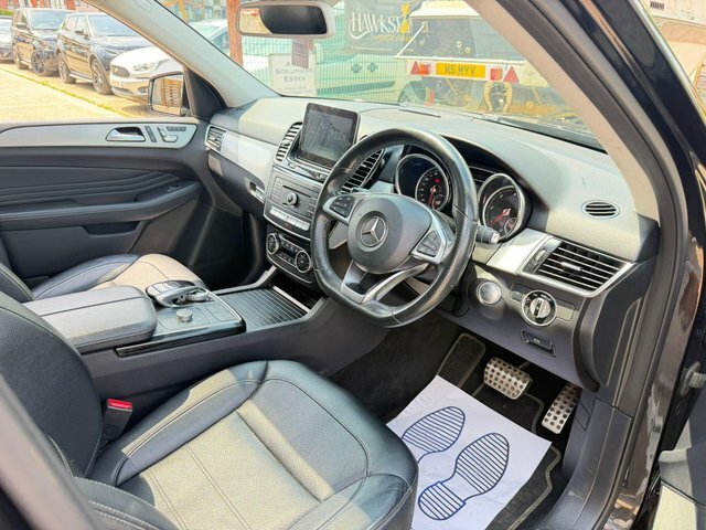 Mercedes-Benz GLE Class Amg Line Black #30