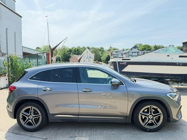 Mercedes-Benz GLA Class 1.3 Gla180 Amg Line Premium Plus 7G-dct Euro 6 Grey #2