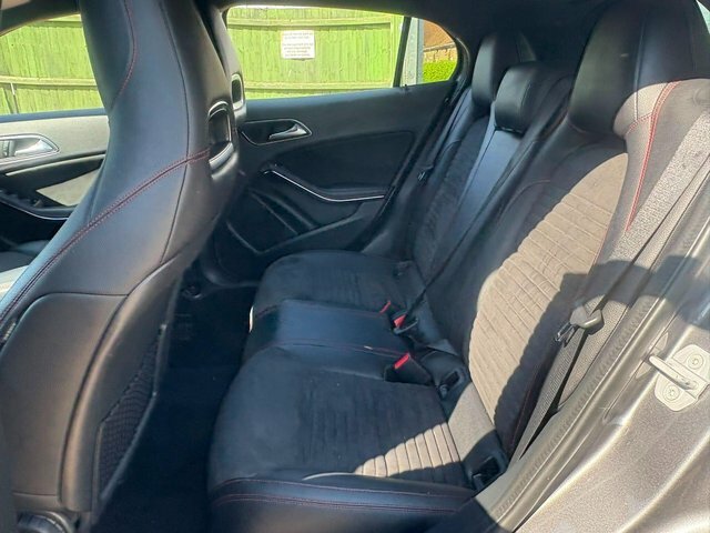 Mercedes-Benz GLA Class Gla 220 D 4Matic Sport Premium Blue #15