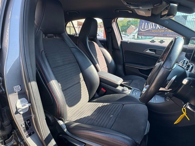 Mercedes-Benz GLA Class Gla 220 D 4Matic Sport Premium Blue #10