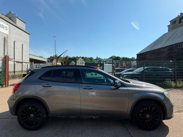 Mercedes-Benz GLA Class 2.1 Gla220d Amg Line Premium 7G-dct 4Matic Euro Grey #2