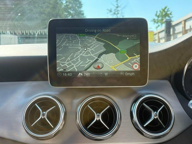 Mercedes-Benz GLA Class Gla 220 D 4Matic Sport Premium Blue #26