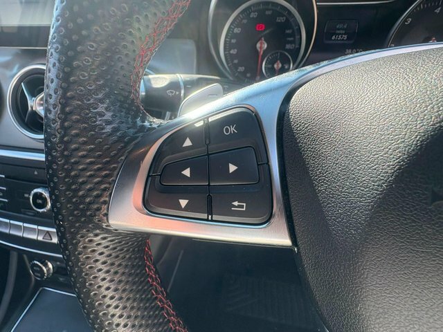 Mercedes-Benz GLA Class Gla 220 D 4Matic Sport Premium Blue #22