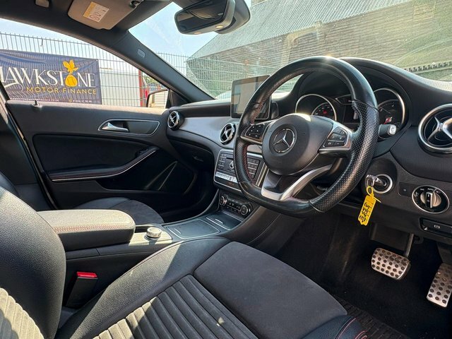 Mercedes-Benz GLA Class Gla 220 D 4Matic Sport Premium Blue #11