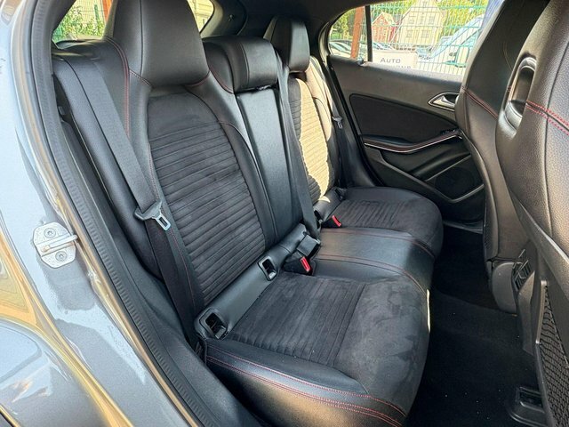 Mercedes-Benz GLA Class Gla 220 D 4Matic Sport Premium Blue #13
