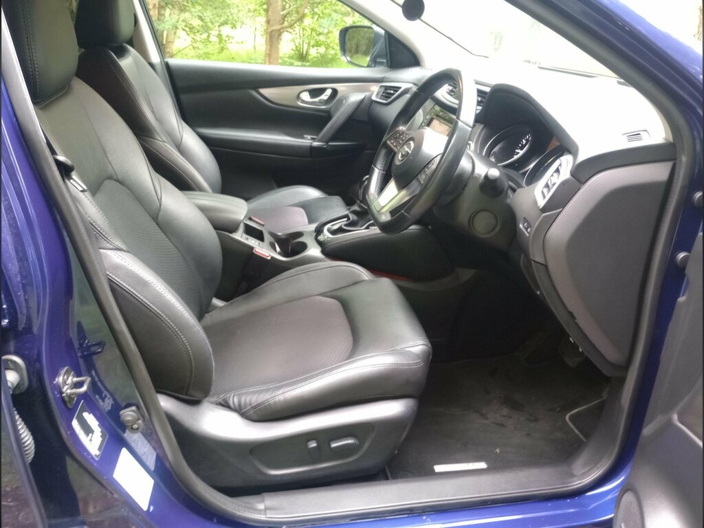 Nissan Qashqai 1.3 Dig-t Tekna Dct Euro 6 Ss RV68HTE Blue #2