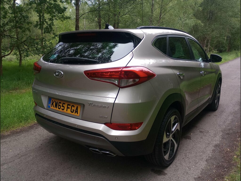 Hyundai Tucson 2.0 Crdi Premium Se 4Wd Euro 6 KW65FGA White #5