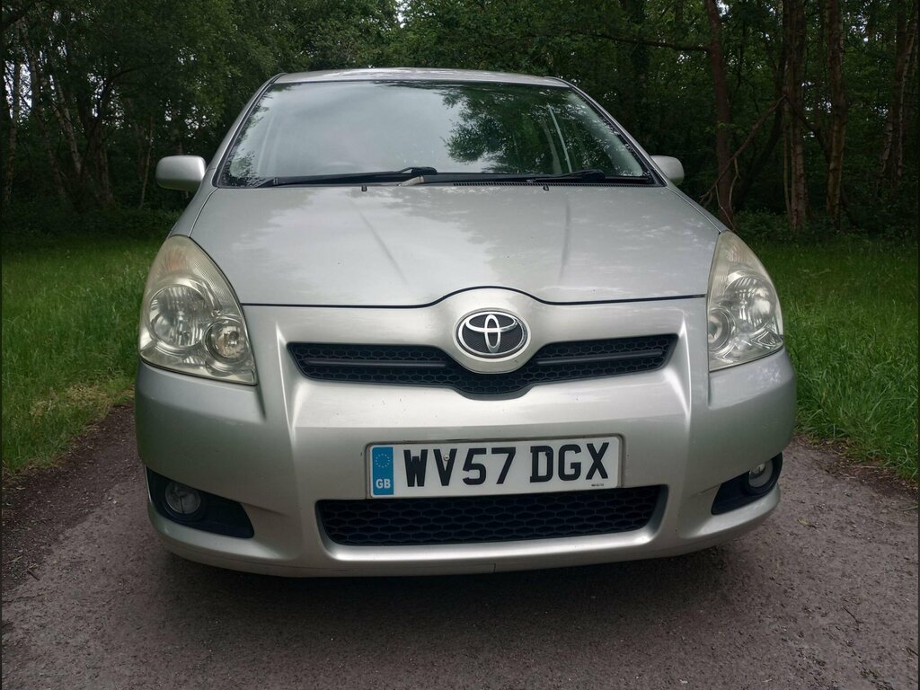 Toyota Corolla Verso 1.8 Vvt-i T3 Silver #6