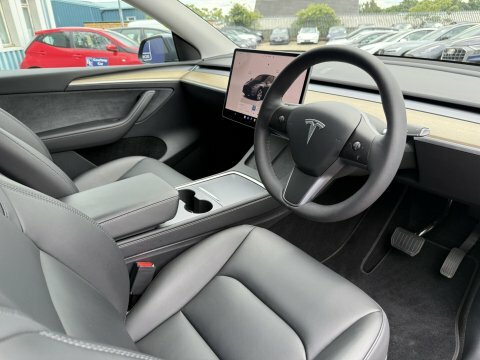 Tesla Model Y Dual Motor Long NJ23VUB Grey #2