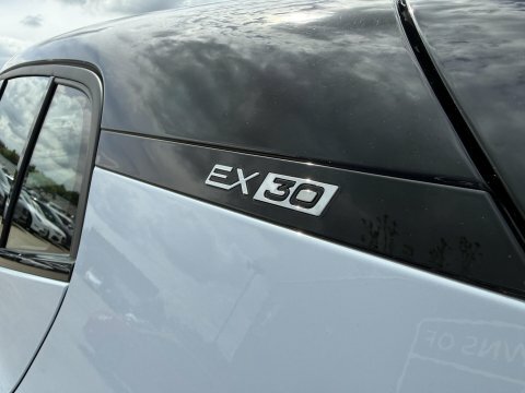 Volvo EX30 Ultra Grey #41