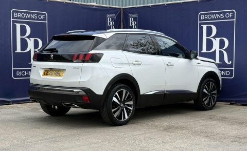 Peugeot 3008 1.2 Puretech Gt White #4
