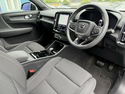 Volvo C40 Recharge 69Kwh Core Black #2