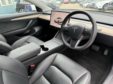 Tesla Model 3 Saloon 4dr Electric White #2