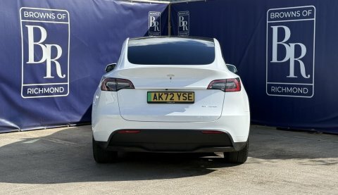 Tesla Model Y Dual Motor Long White #5