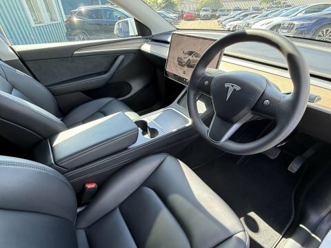 Tesla Model Y Dual Motor Long White #2