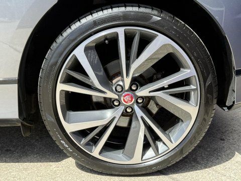Jaguar I-Pace 90Kwh Black Suv Red #14