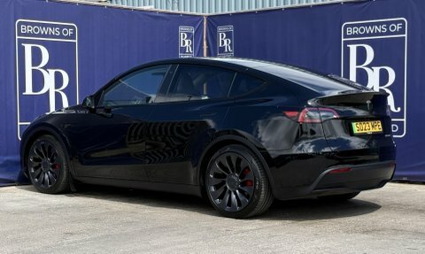 Tesla Model Y Dual Motor Performance Black #6