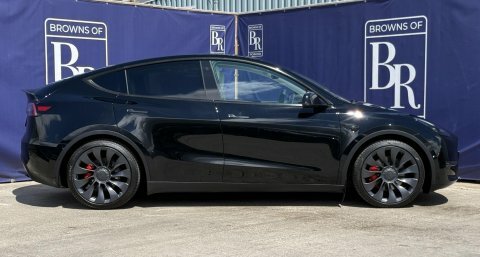 Tesla Model Y Dual Motor Performance Black #3