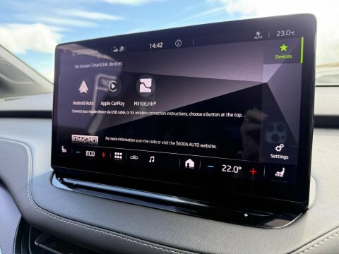 Skoda ENYAQ Suv Black #39