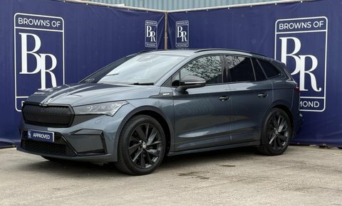Skoda ENYAQ Suv Black #8