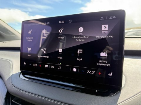 Skoda ENYAQ Suv Black #35