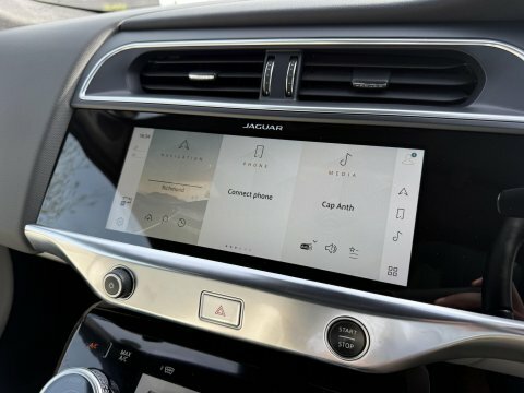 Jaguar I-Pace 294Kw Ev400 Se 90Kwh 11Kw Charger White #28