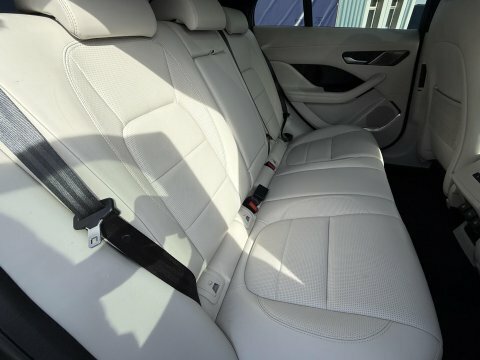 Jaguar I-Pace 294Kw Ev400 Se 90Kwh 11Kw Charger White #17