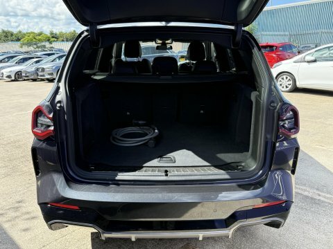 BMW iX3 80Kwh M Sport Pro Grey #18