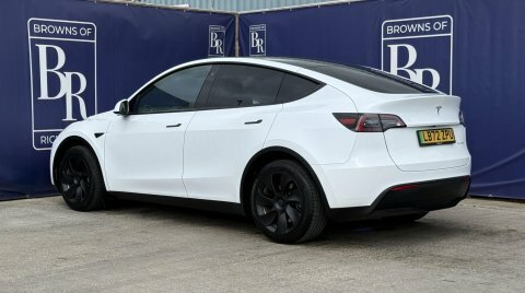 Tesla Model Y Dual Motor Long White #6