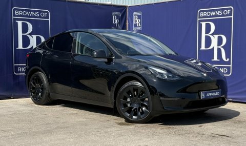 Tesla Model Y Dual Motor Long Black