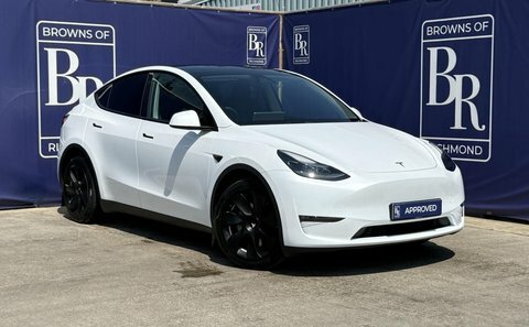 Tesla Model Y Dual Motor Long BT72YFL White