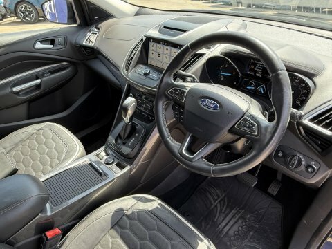 Ford Kuga 2.0 Tdci Vignale WV68UUM Black #2