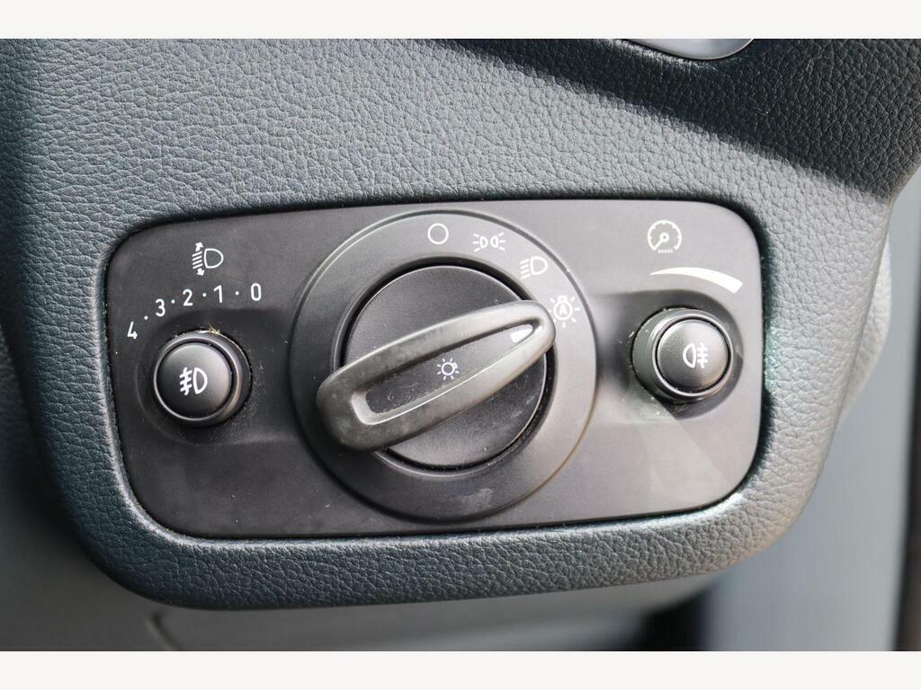 Ford Grand C-Max Mpv Blue #18