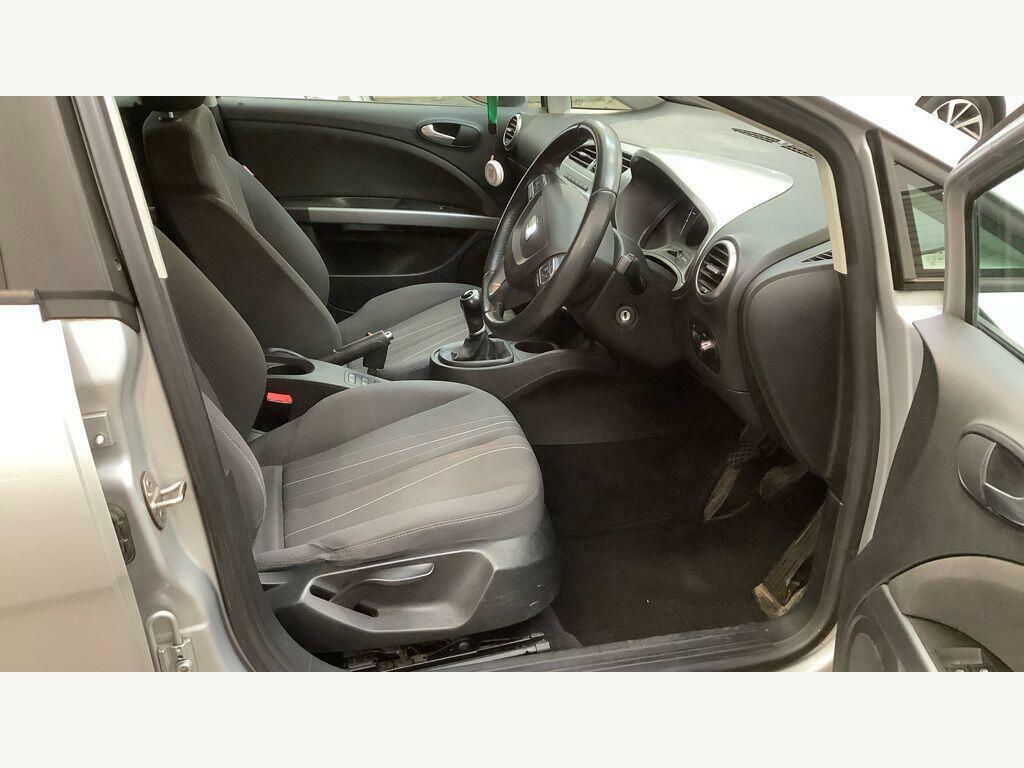 Seat Leon Hatchback 1.6 Tdi Cr Se Copa Dsg Euro 5 2012 White #10