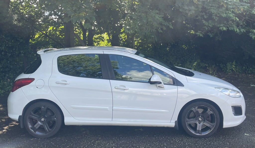 Peugeot 308 1.6 Thp Gt White #2