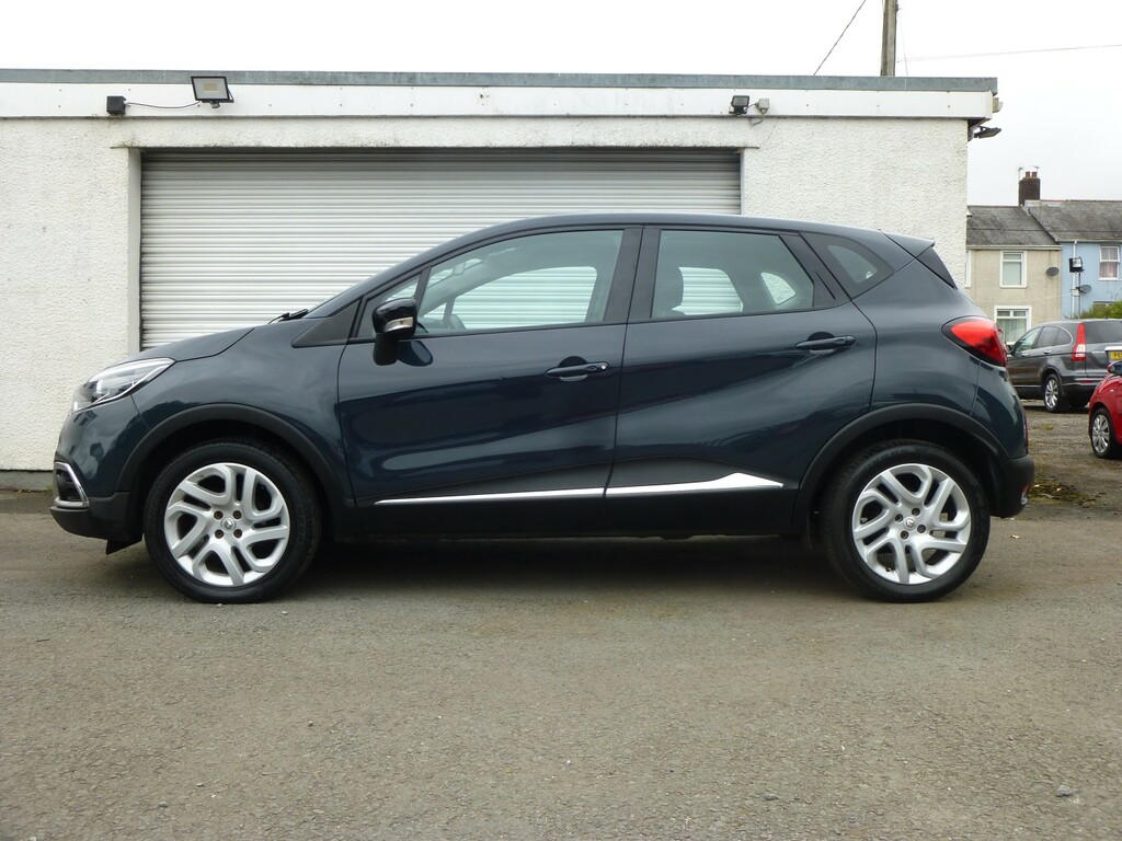 Renault Captur 0.9 Tce 90 Dynamiquenav Euro6 Ulez 35 R Tax Cross MF17JHL Blue #2