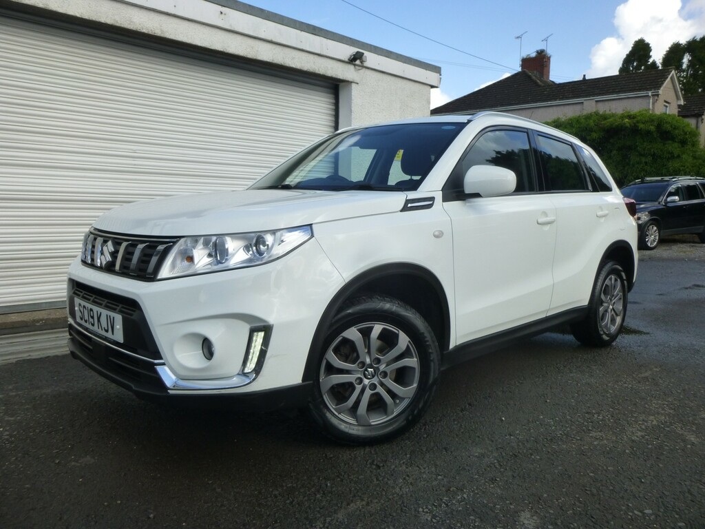 Suzuki Vitara 1.0T 109 Bhp Boosterjet Sz4 65K Fsh Euro6 Ulez Com White