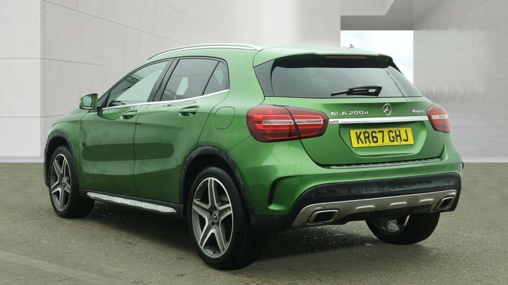 Mercedes-Benz GLA Class 200D 2.1 134 Bhp Amg Line Premium 4M 7Spd Dct Euro Green #6