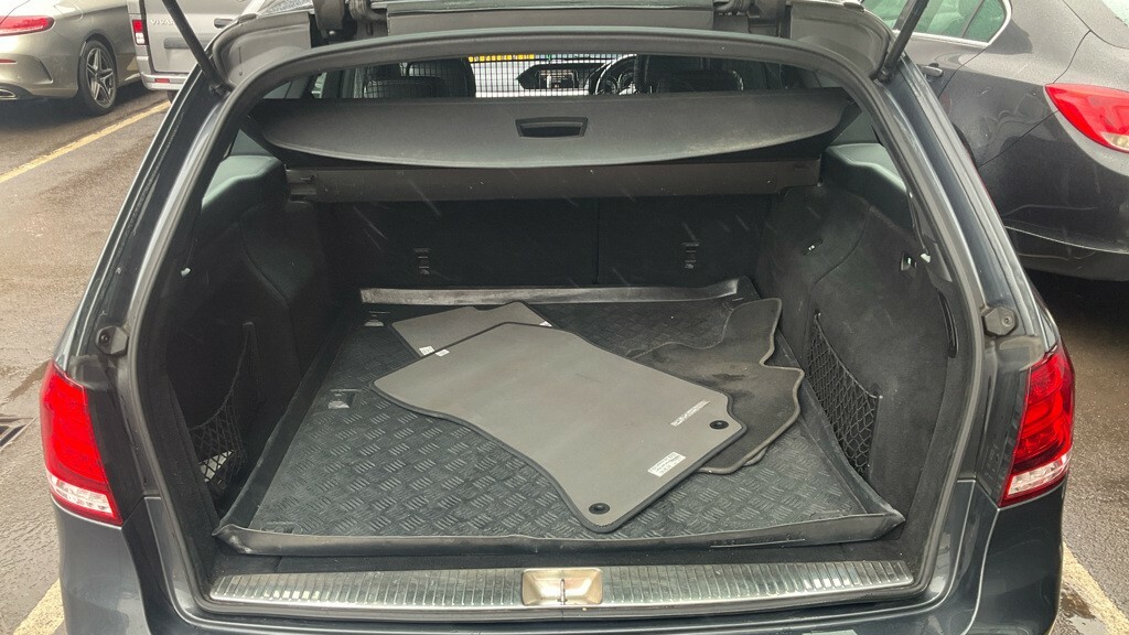 Mercedes-Benz E Class E250 Cdi Amg Line Silver #11