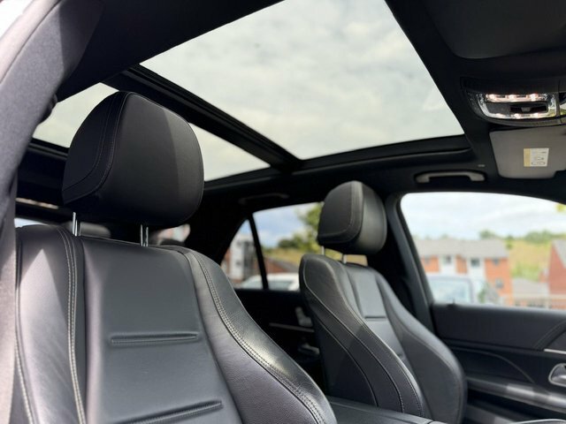 Mercedes-Benz GLE Class Gle300d Amg Line Premium Silver #2