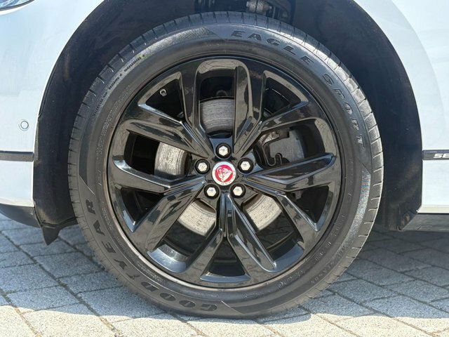 Jaguar I-Pace Jaguar Estate 294Kw Ev400 Hse 90Kwh Grey #32