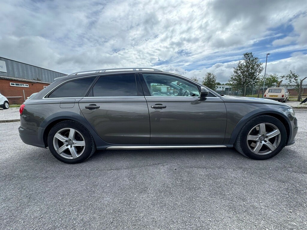 Audi A6 Allroad  Black #7