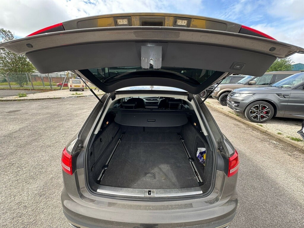Audi A6 Allroad  Black #29