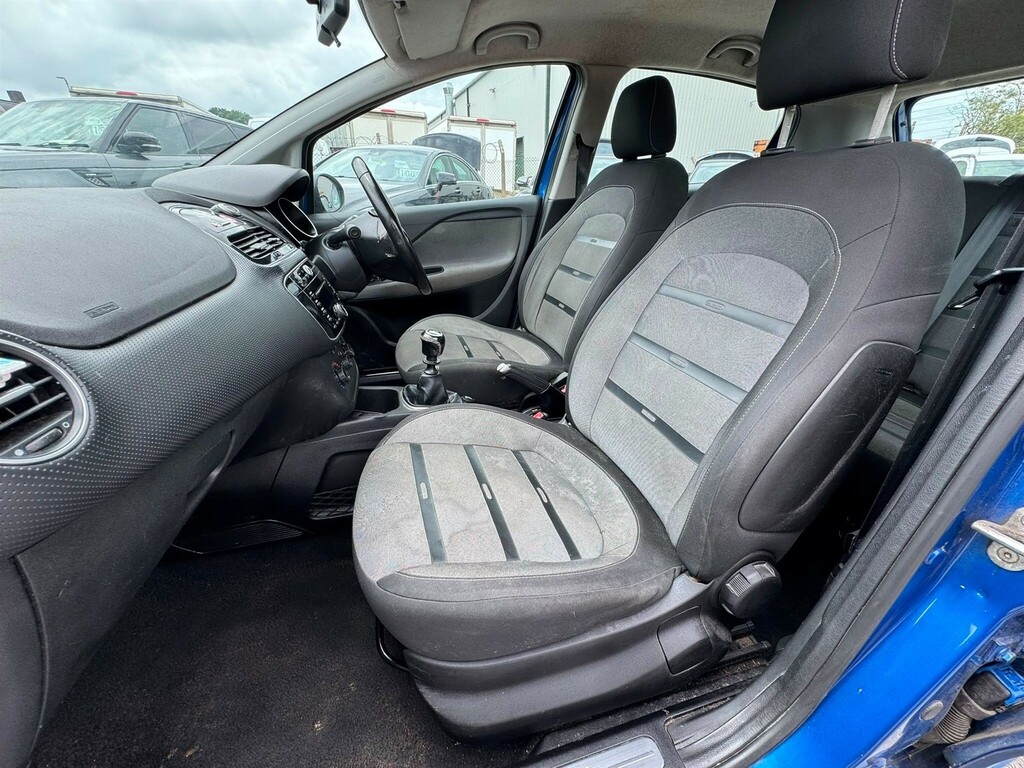 Fiat Punto Evo 1.4 Dynamic Blue #29